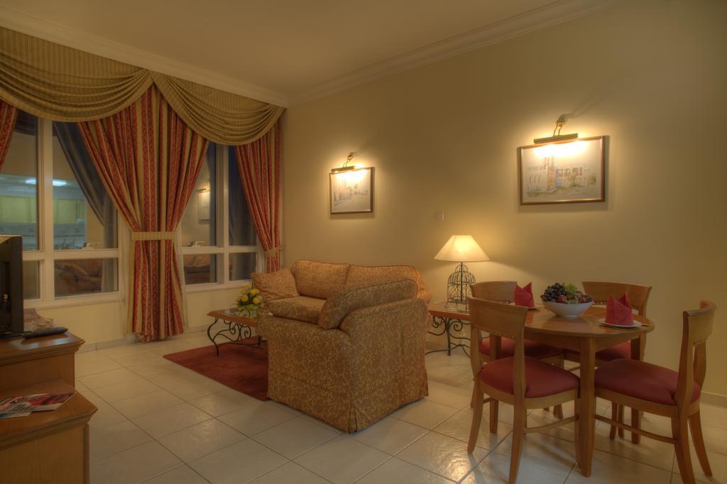 Al Diar Palm Hotel Apartments Абу Даби Стая снимка