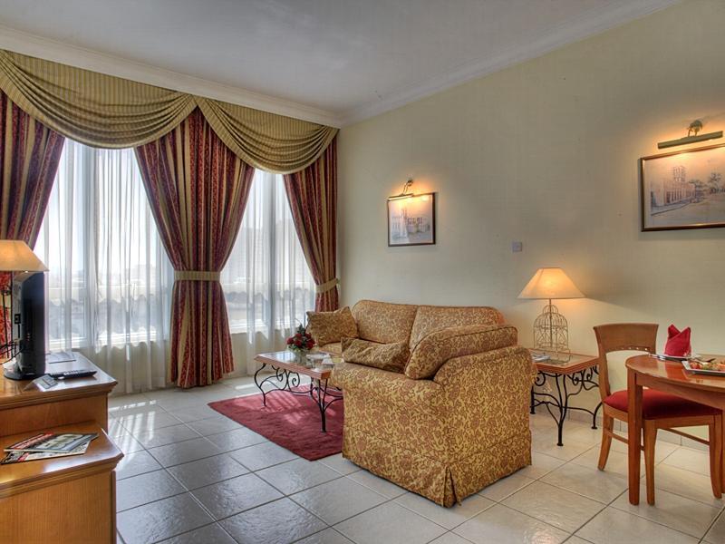 Al Diar Palm Hotel Apartments Абу Даби Екстериор снимка