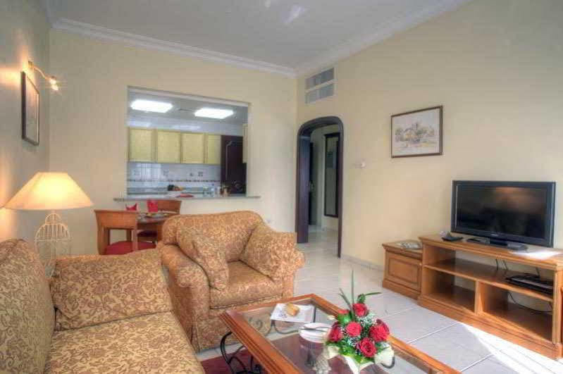 Al Diar Palm Hotel Apartments Абу Даби Екстериор снимка